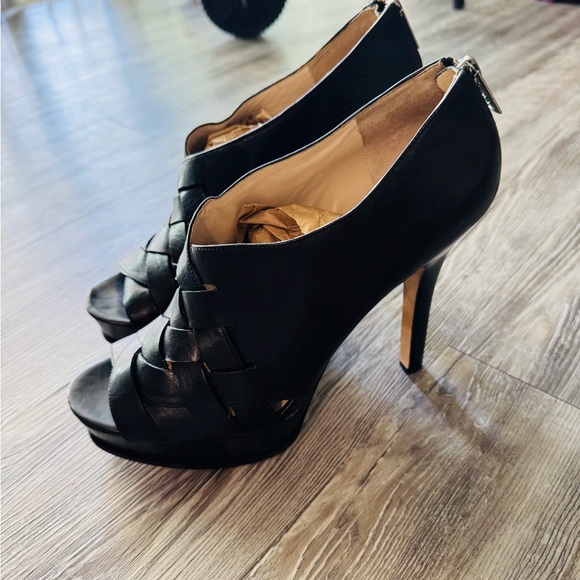 Kors by Micheal Kors Leather heels - Picture 3 of 4